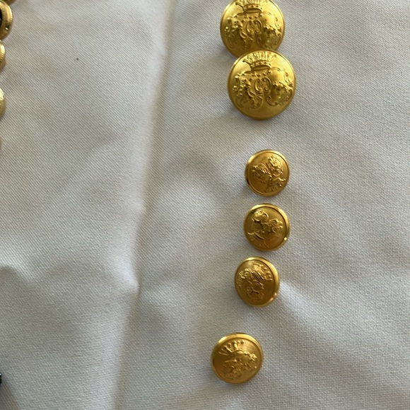 Burberry Black Buttons , St.John and Margret O’Leary with assorted buttons. - Picture 7 of 16